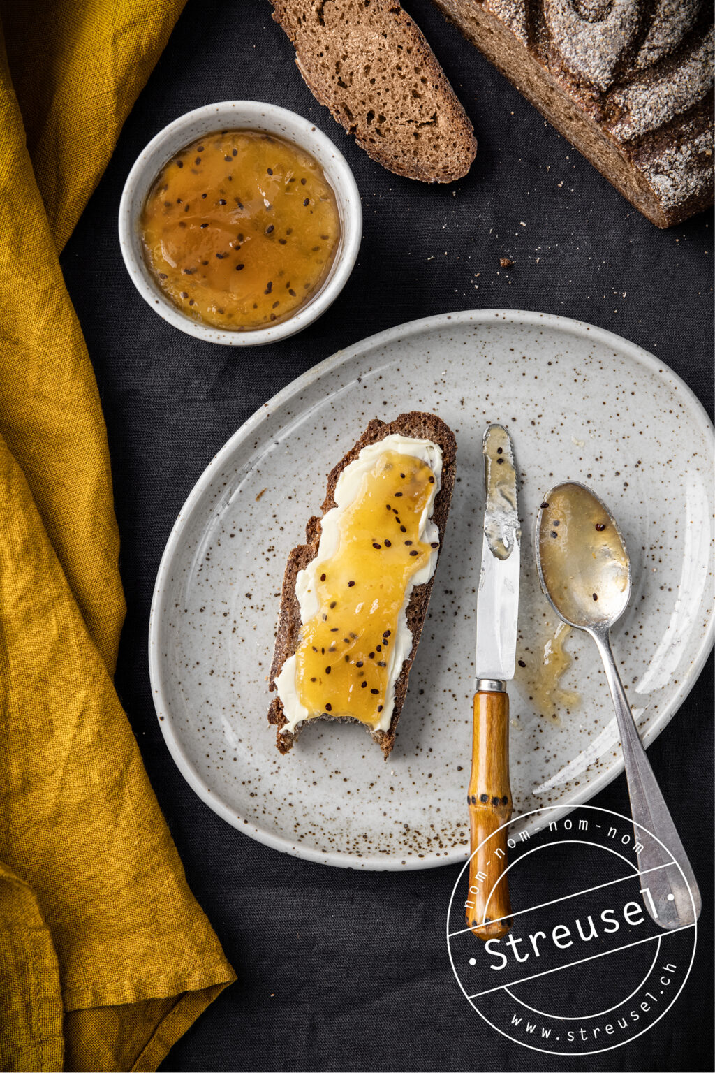 Kiwi-Apfel-Konfitüre (ohne Gelierzucker) – Rezept von Streusel