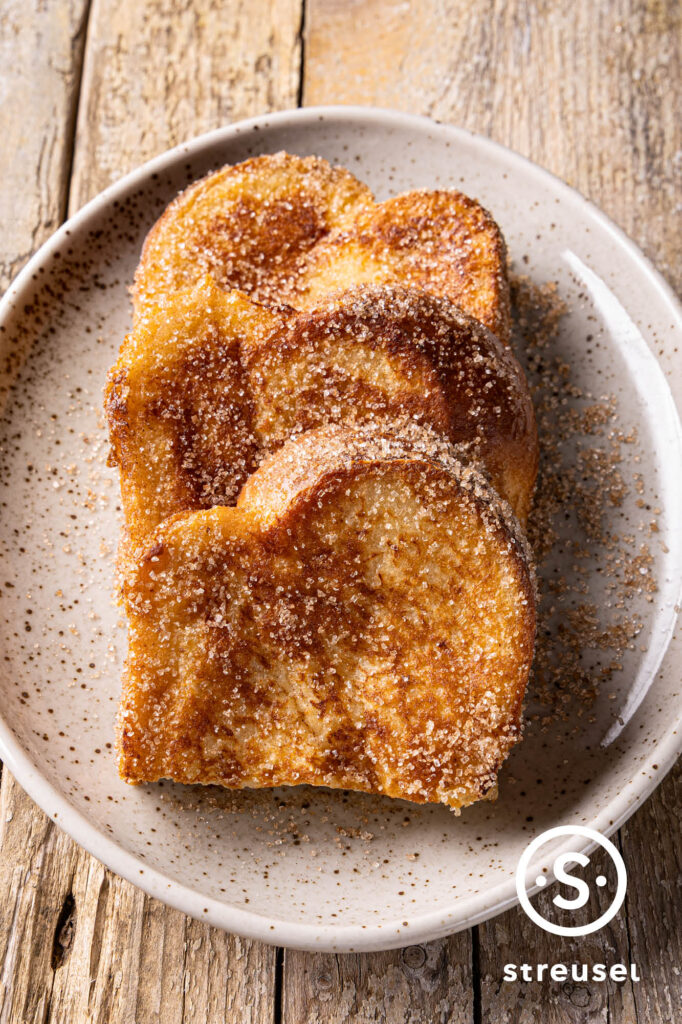 Rezept für selbst gemachte Fotzelschnitten aka. armer Ritter oder French Toast.