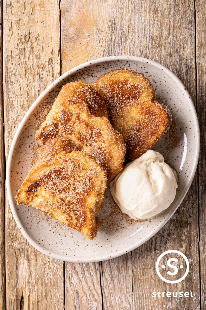 Rezept für selbst gemachte Fotzelschnitten aka. armer Ritter oder French Toast.