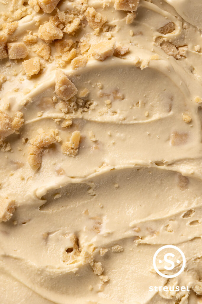 Rezept für selbst gemachtes Caramel-Eis / Karamell-Eis.